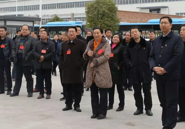 【聚焦兩會】華林集團(tuán)向人大代表、政協(xié)委員致敬！